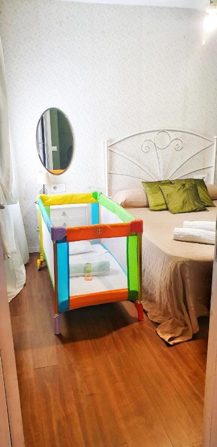 ,piso Completo En Buena Zona,wifi Y Aparcamiento Appartement *