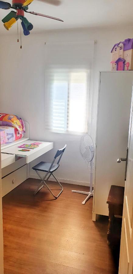 Appartement ,piso Completo En Buena Zona,wifi Y Aparcamiento