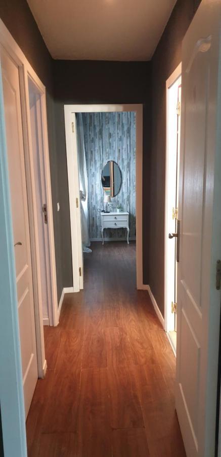 Appartement ,piso Completo En Buena Zona,wifi Y Aparcamiento Séville